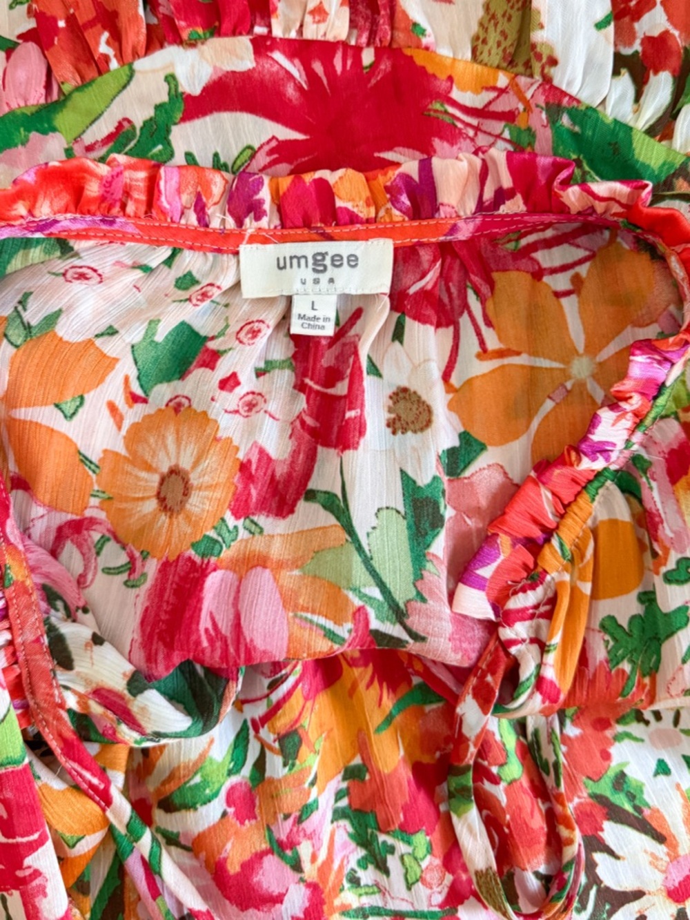 Umgee Cream Pink Floral Satin Ruffle Short Flutter Sleeve Midi Dress size Large - Picture 7 of 8